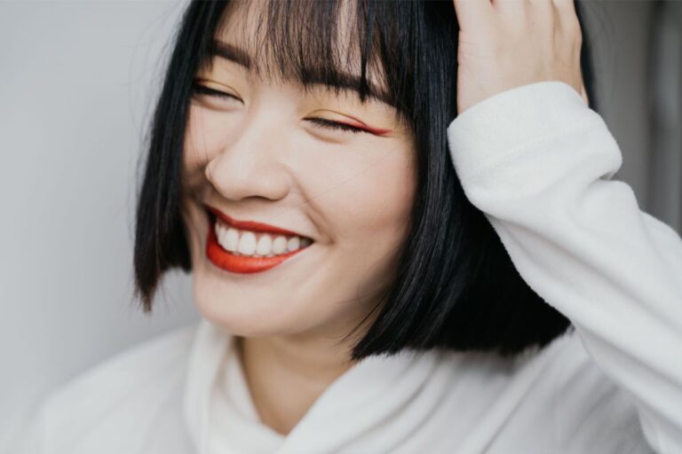 What Lipstick Color Makes Teeth Look Whiter?